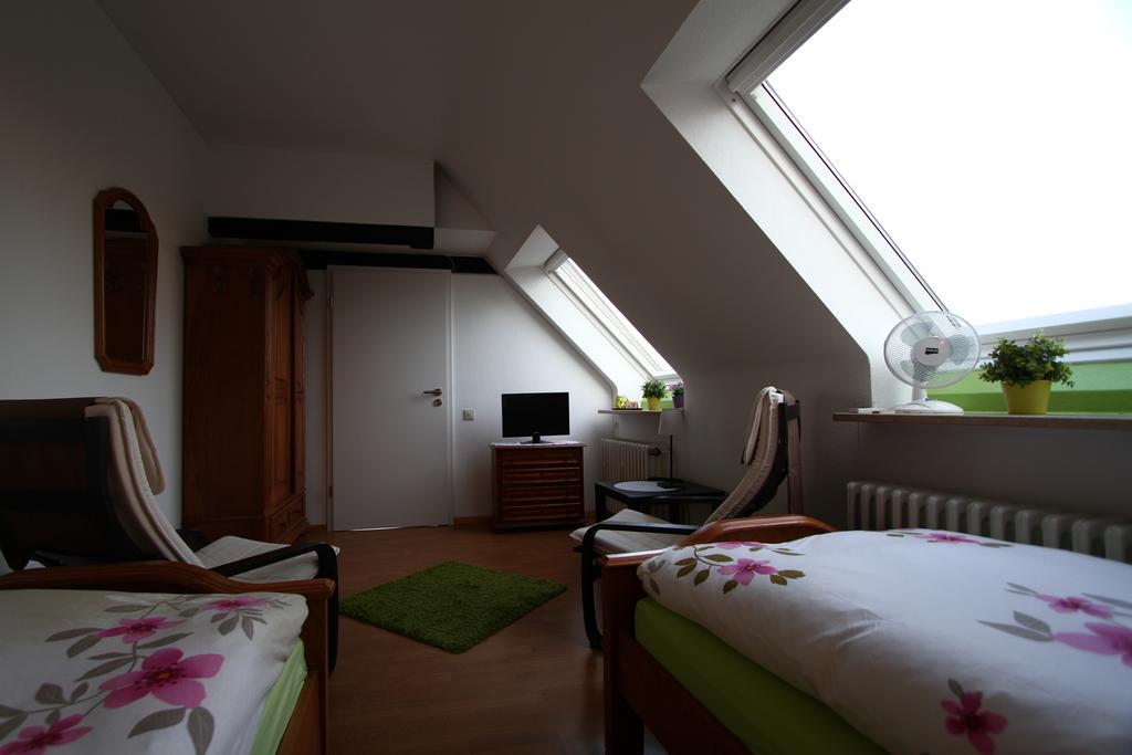 Christianes Gaestehaus Düsseldorf Exterior foto