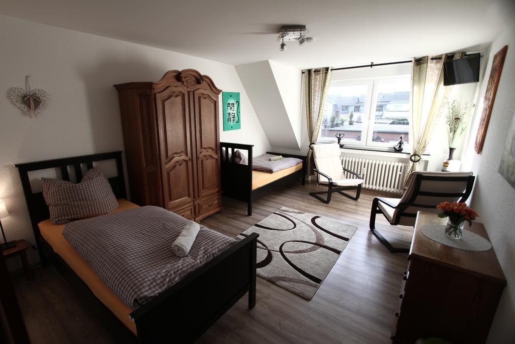 Christianes Gaestehaus Düsseldorf Exterior foto